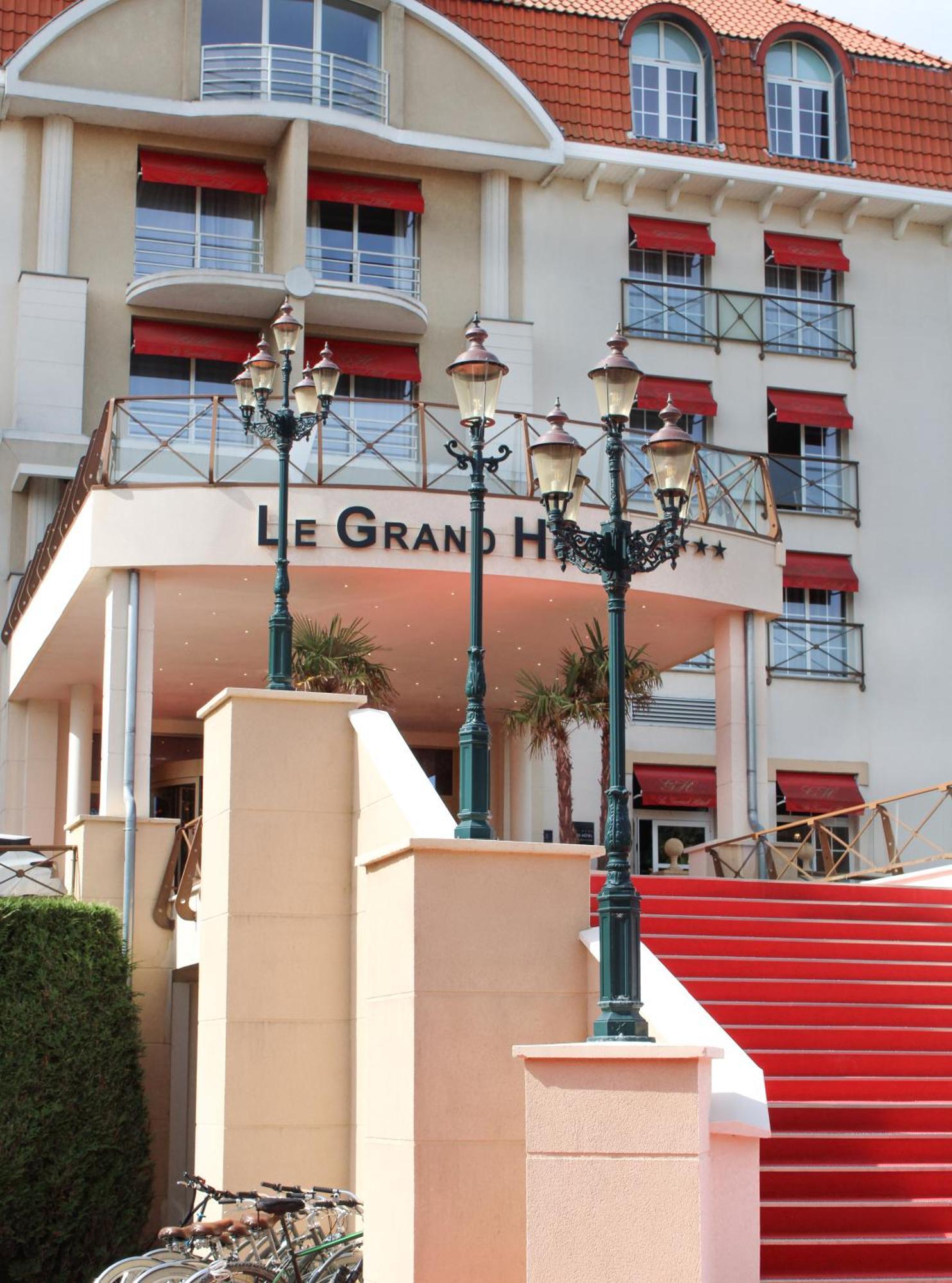 Le Grand Hotel Le Touquet-Paris-Plage Экстерьер фото